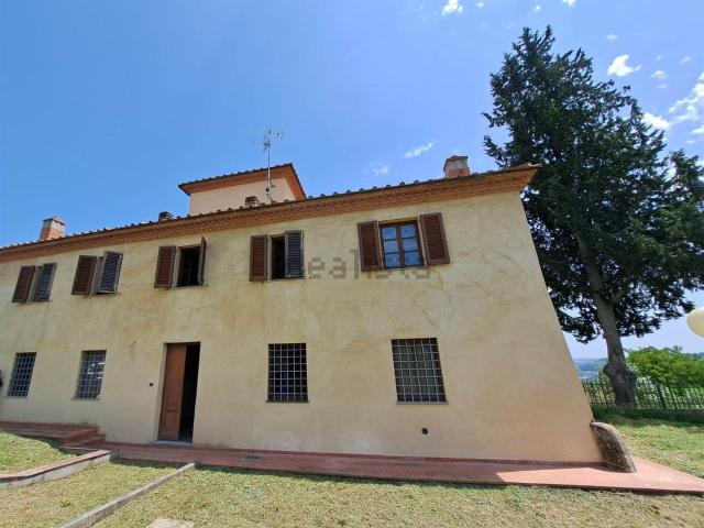 Case e ville in vendita di 250 m² in Località Montefalconi