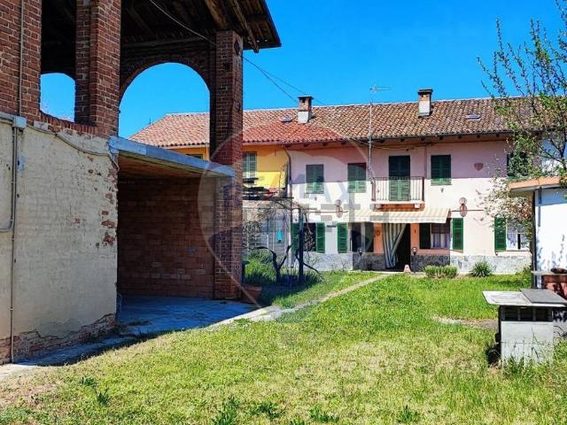 Case e ville in vendita di 250 m² in Strada Comunale Crocetta, 55