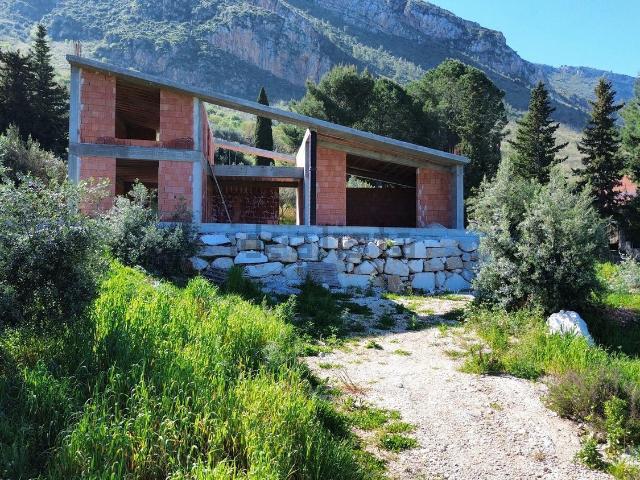 Case e ville in vendita di 250 m² in Strada Fraginesi Costamante