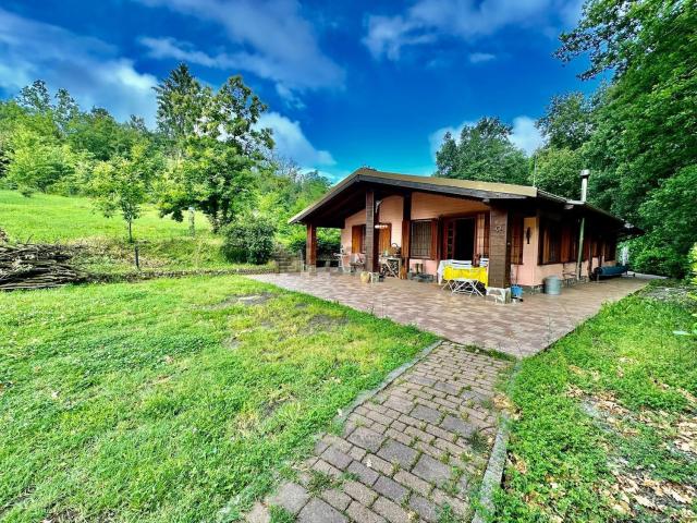 Case e ville in vendita di 250 m² in Strada Francavilla