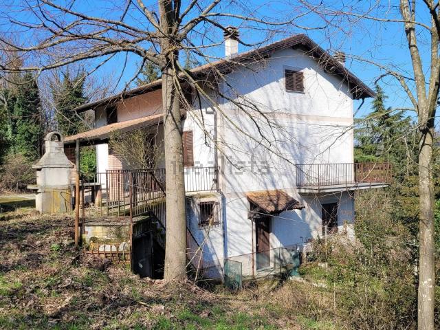 Case e ville in vendita di 250 m² in Strada San Evasio