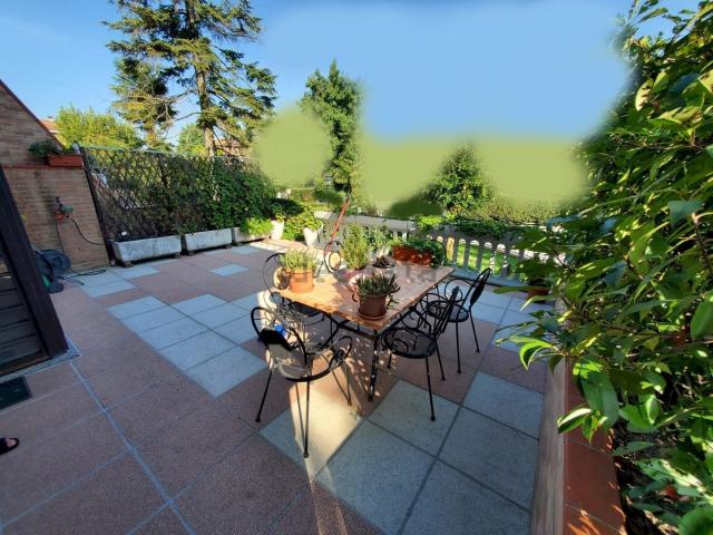 Case e ville in vendita di 250 m² in Strada Pomposiana