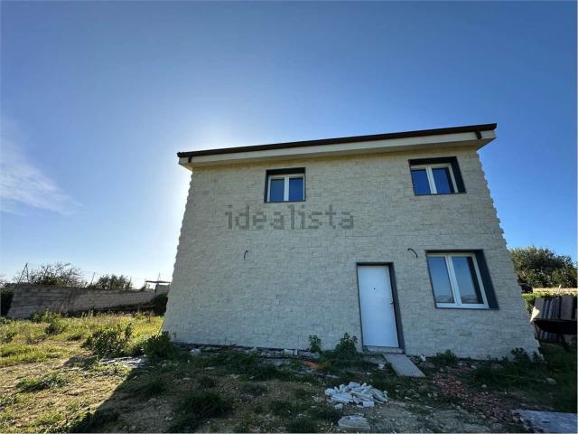 Case e ville in vendita di 250 m² in Strada Provinciale 59