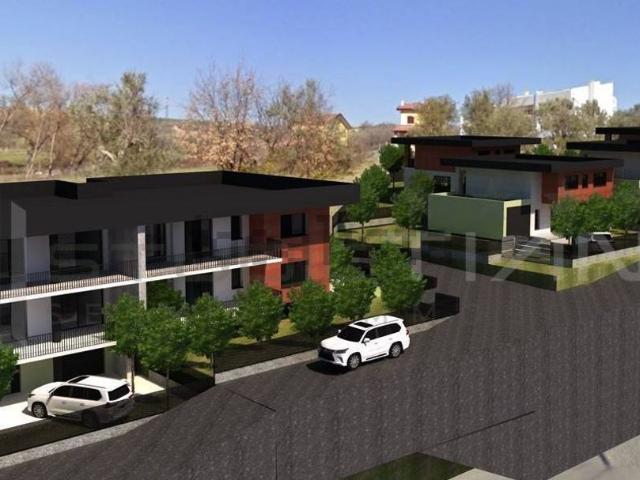Case e ville in vendita di 252 m² in Via Campania