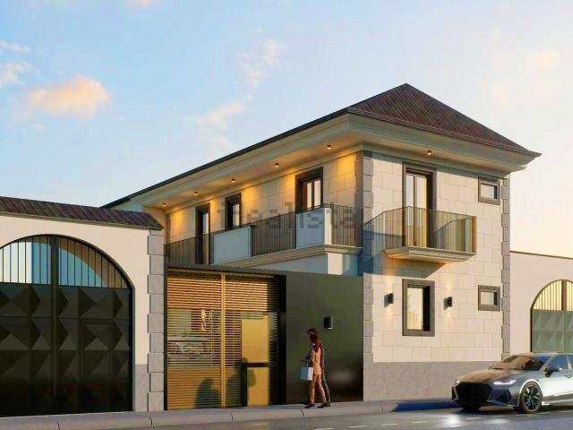 Case e ville in vendita di 252 m² in Via Guglielmo Marconi, 120