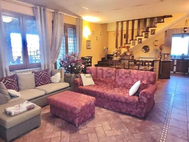 Case e ville in vendita di 252 m² in Località poggio lion porco