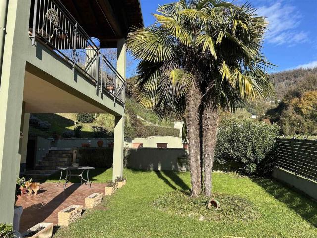 Case e ville in vendita di 254 m²