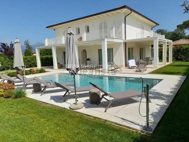 Case e ville in vendita di 255 m²