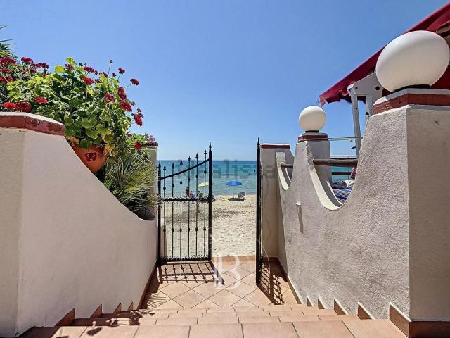Case e ville in vendita di 255 m²