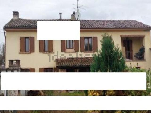 Case e ville in vendita di 255 m² in Via Dante Alighieri, 58