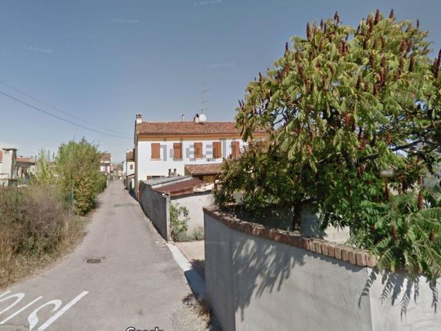 Case e ville in vendita di 255 m² in Via Dante Alighieri