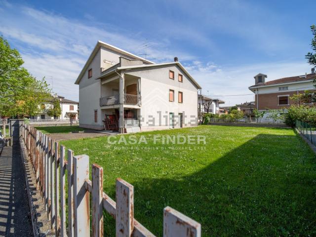 Case e ville in vendita di 255 m² in Via Pietro Mascagni, 6