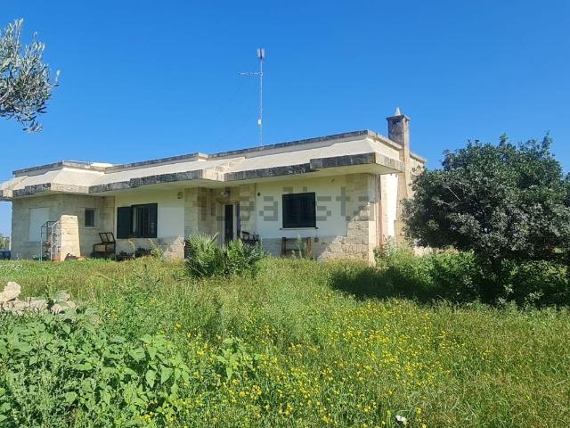 Case e ville in vendita di 256 m²