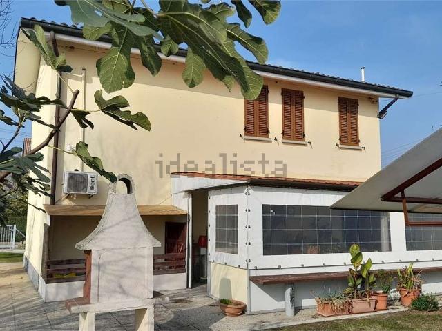 Case e ville in vendita di 258 m² in Via Fossa Monda Nord