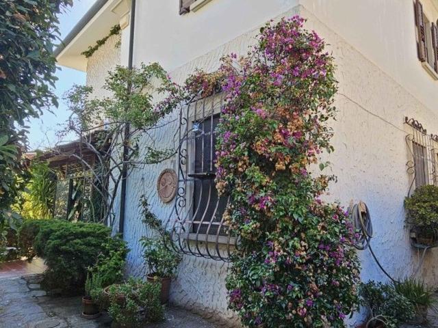 Case e ville in vendita di 260 m²