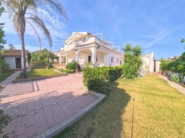 Case e ville in vendita di 260 m²