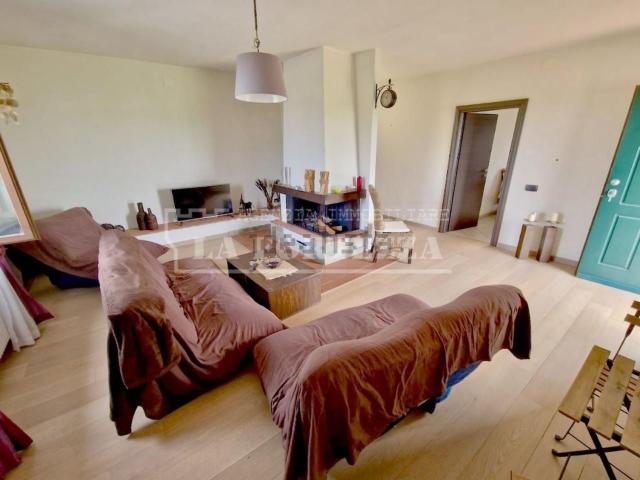 Case e ville in vendita di 260 m²