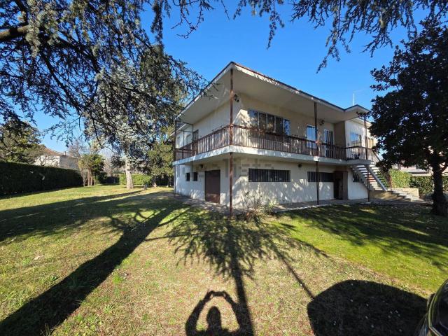 Case e ville in vendita di 260 m²