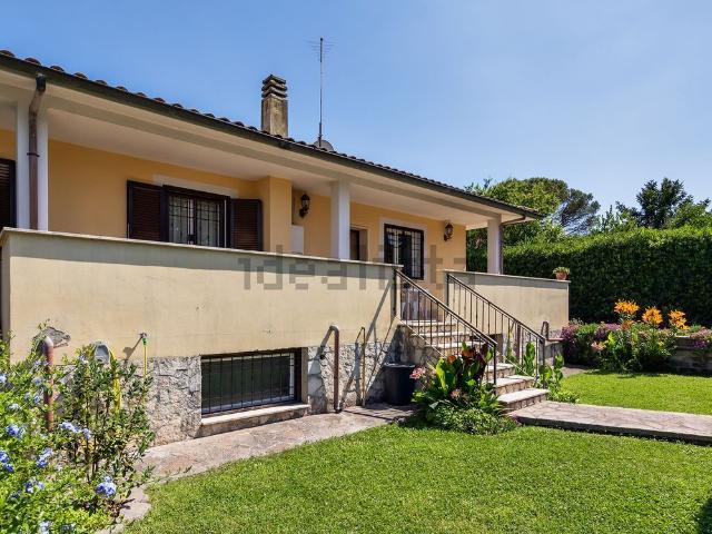 Case e ville in vendita di 260 m²