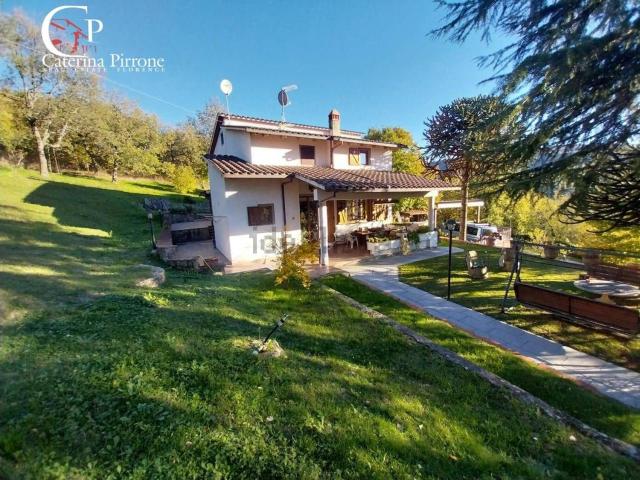 Case e ville in vendita di 260 m²