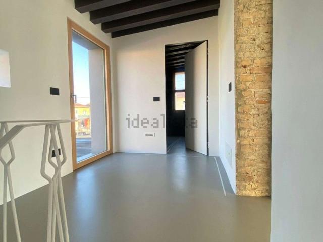 Case e ville in vendita di 260 m² in Via Capitano Alessio, 13