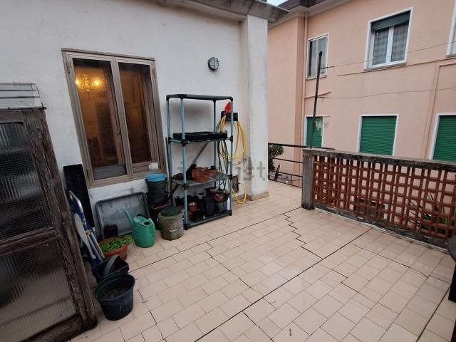 Case e ville in vendita di 260 m² in Via Cristoforo Colombo