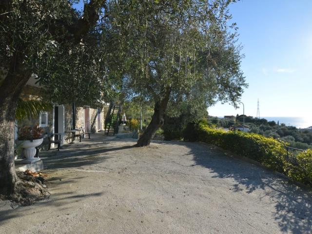 Case e ville in vendita di 260 m² in Via Bellavista