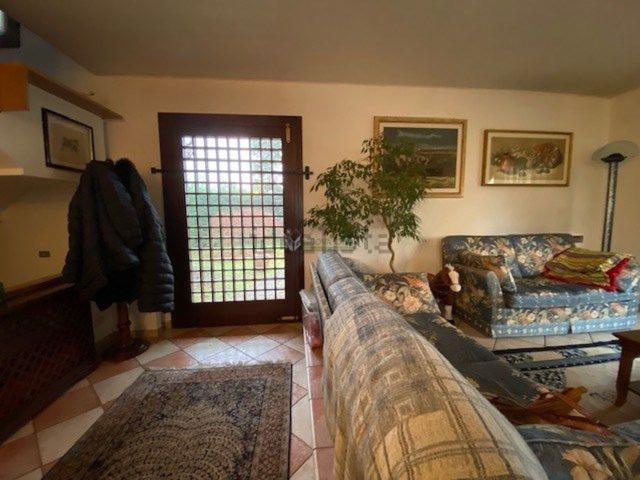 Case e ville in vendita di 260 m² in Via Giuseppe Saragat