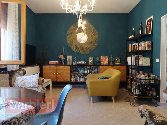 Case e ville in vendita di 260 m² in Via del Confine, 14