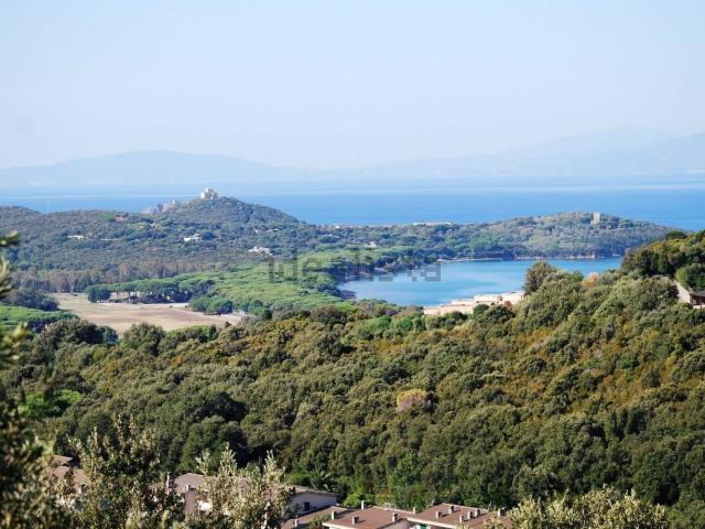 Case e ville in vendita di 260 m² in Via di Poggio alle Mandrie