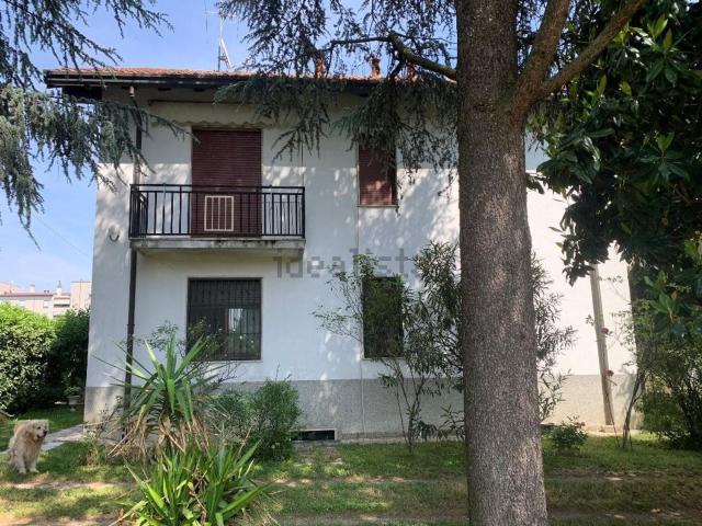 Case e ville in vendita di 260 m² in Via Tiziano