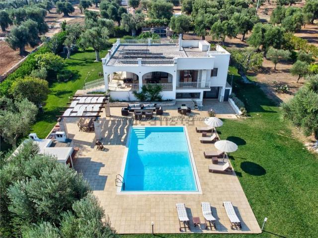 Case e ville in vendita di 260 m² in Contrada Sierri