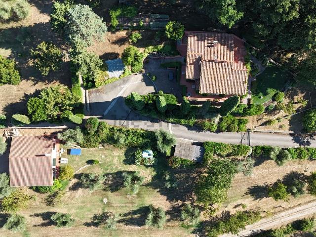 Case e ville in vendita di 260 m² in Località Murrotto