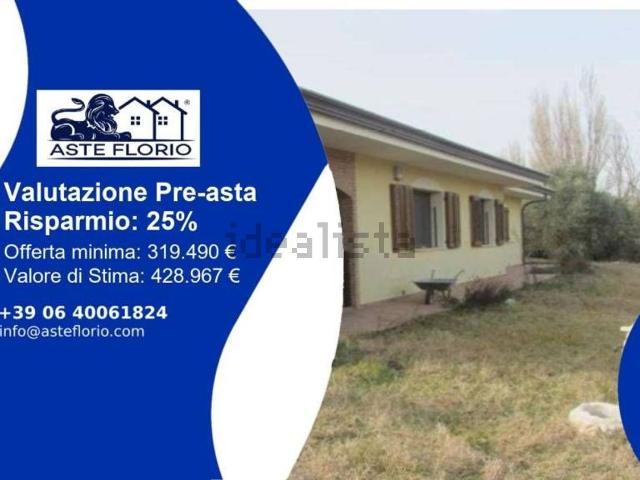 Case e ville in vendita di 260 m² in Strada Pantano, 10