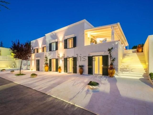 Case e ville in vendita di 260 m² in Strada Provinciale 28