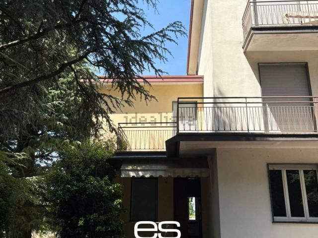 Case e ville in vendita di 261 m²