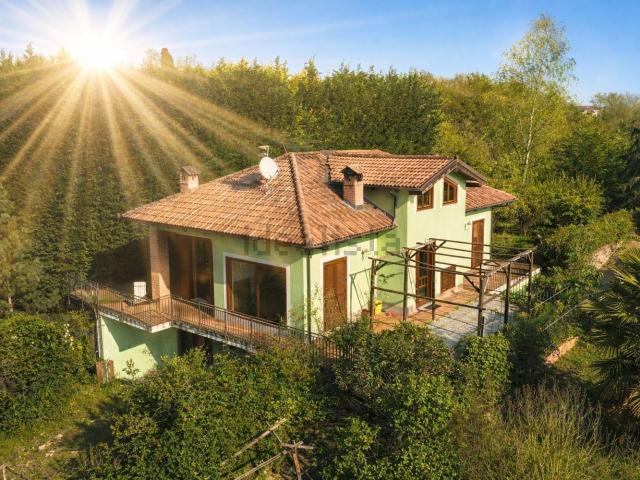 Case e ville in vendita di 261 m² in Via Umberto I, 4