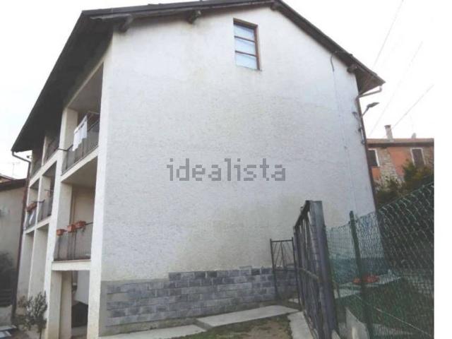 Case e ville in vendita di 262 m² in Frazione Uccelli, 27