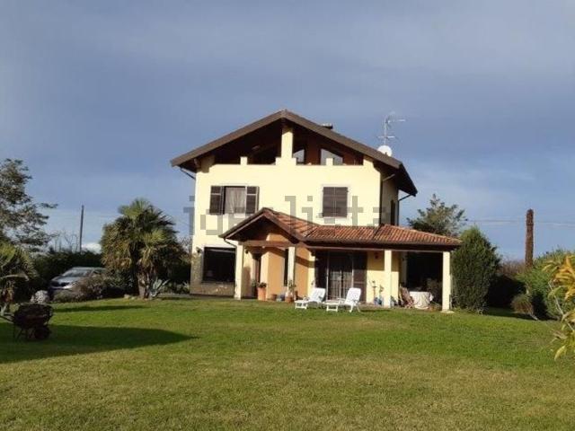 Case e ville in vendita di 265 m² in Via prebenda