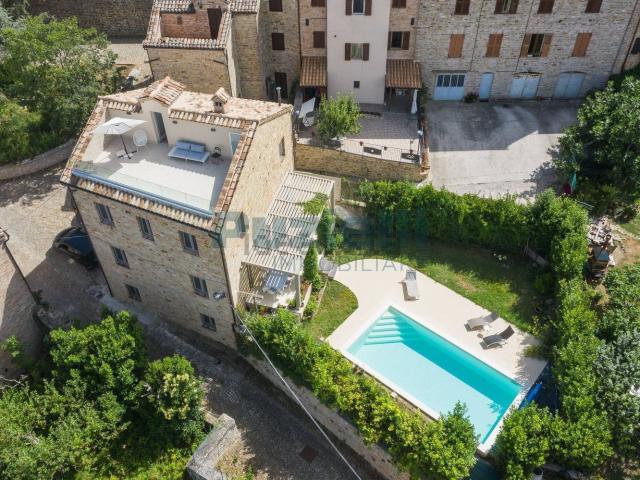 Case e ville in vendita di 265 m² in Largo Ospedale