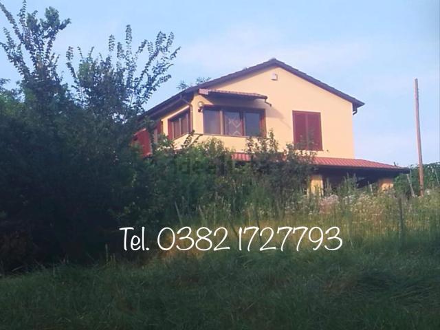 Case e ville in vendita di 265 m² in Strada Statale 10 Padana Inferiore, 24