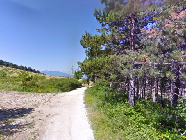 Case e ville in vendita di 267092 m² in Via Bencivenne Paganucci