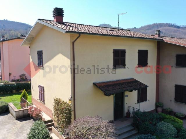 Case e ville in vendita di 267 m² in Località San Carlo, 159
