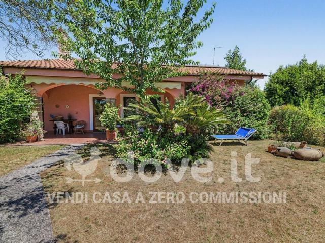 Case e ville in vendita di 267 m² in Piazza I Maggio, 1