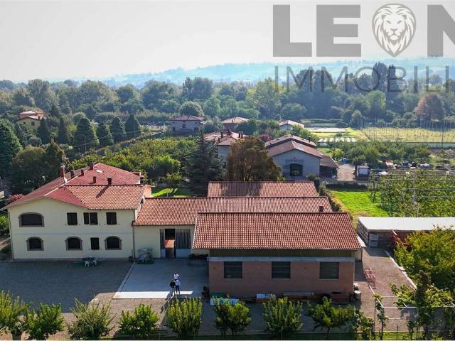 Case e ville in vendita di 269 m²