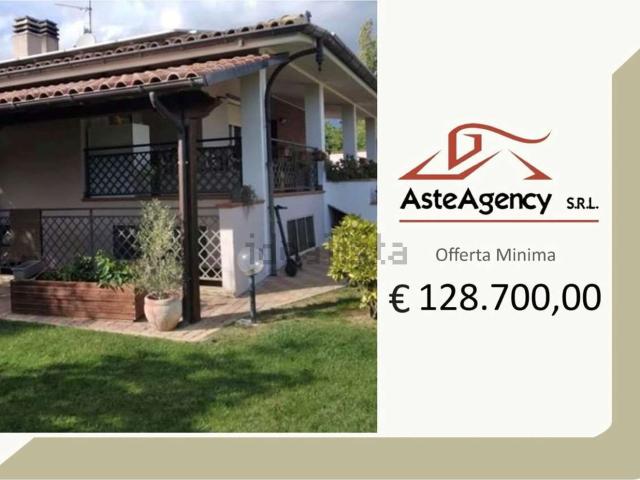 Case e ville in vendita di 269 m² in Via Ettore Majorana, 35