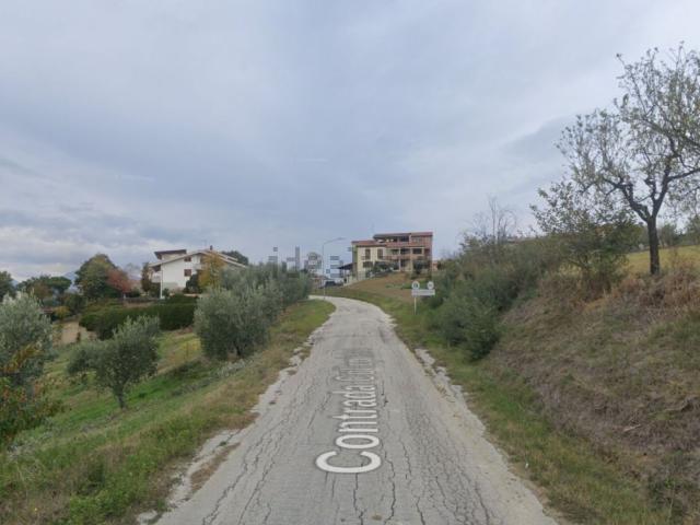 Case e ville in vendita di 269 m² in Contrada Collepietro