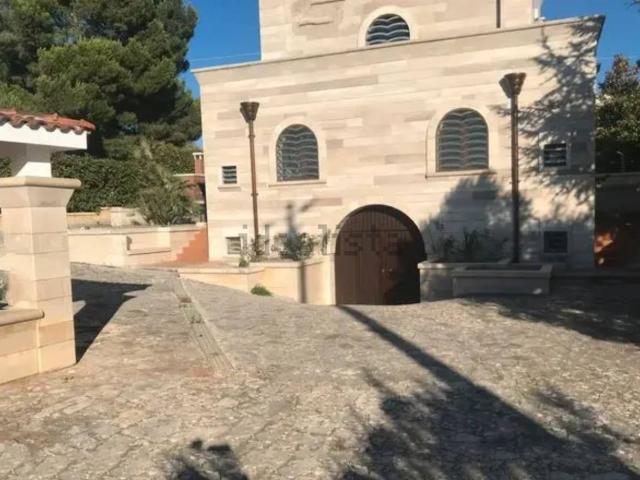 Case e ville in vendita di 270 m²