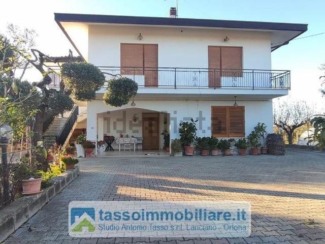 Case e ville in vendita di 270 m²