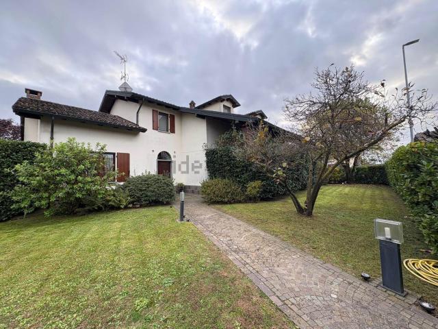 Case e ville in vendita di 270 m²
